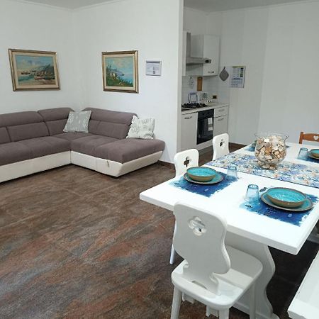 Regina Sul Mare Villa Terracina Exteriör bild