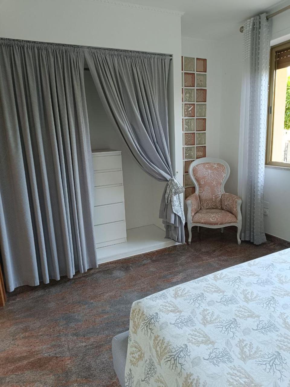 Regina Sul Mare Villa Terracina Exteriör bild